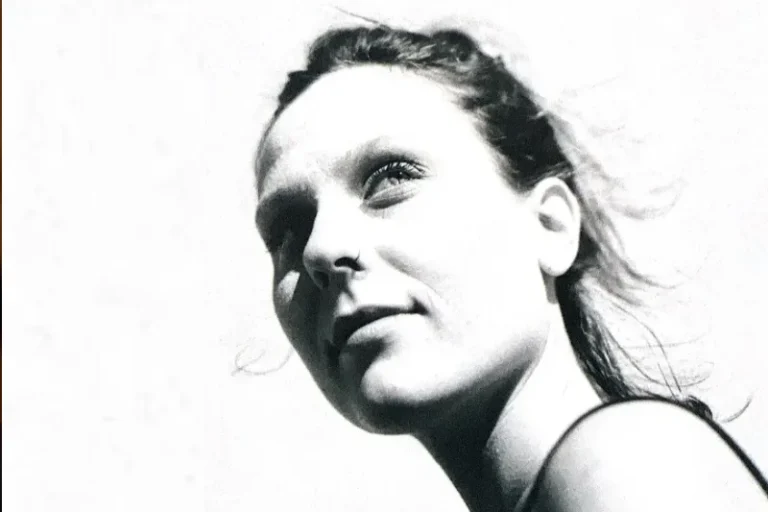 A photo of artist and jazz musician Lucy Wijnands